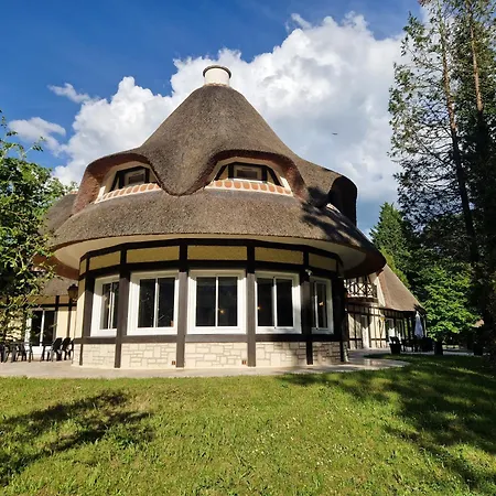 Villa La Chaumiere Du Lys Lamorlaye